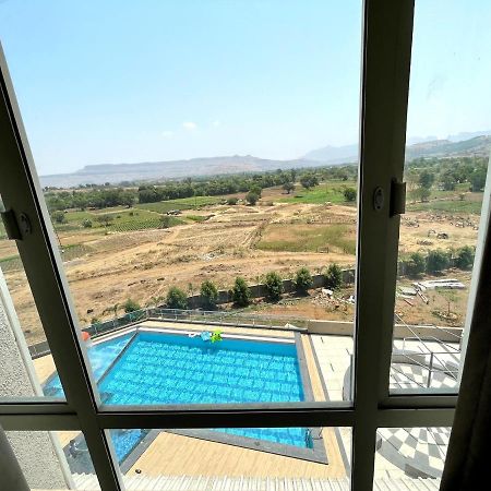 Hotel Grand Parivaar Igatpuri Kültér fotó