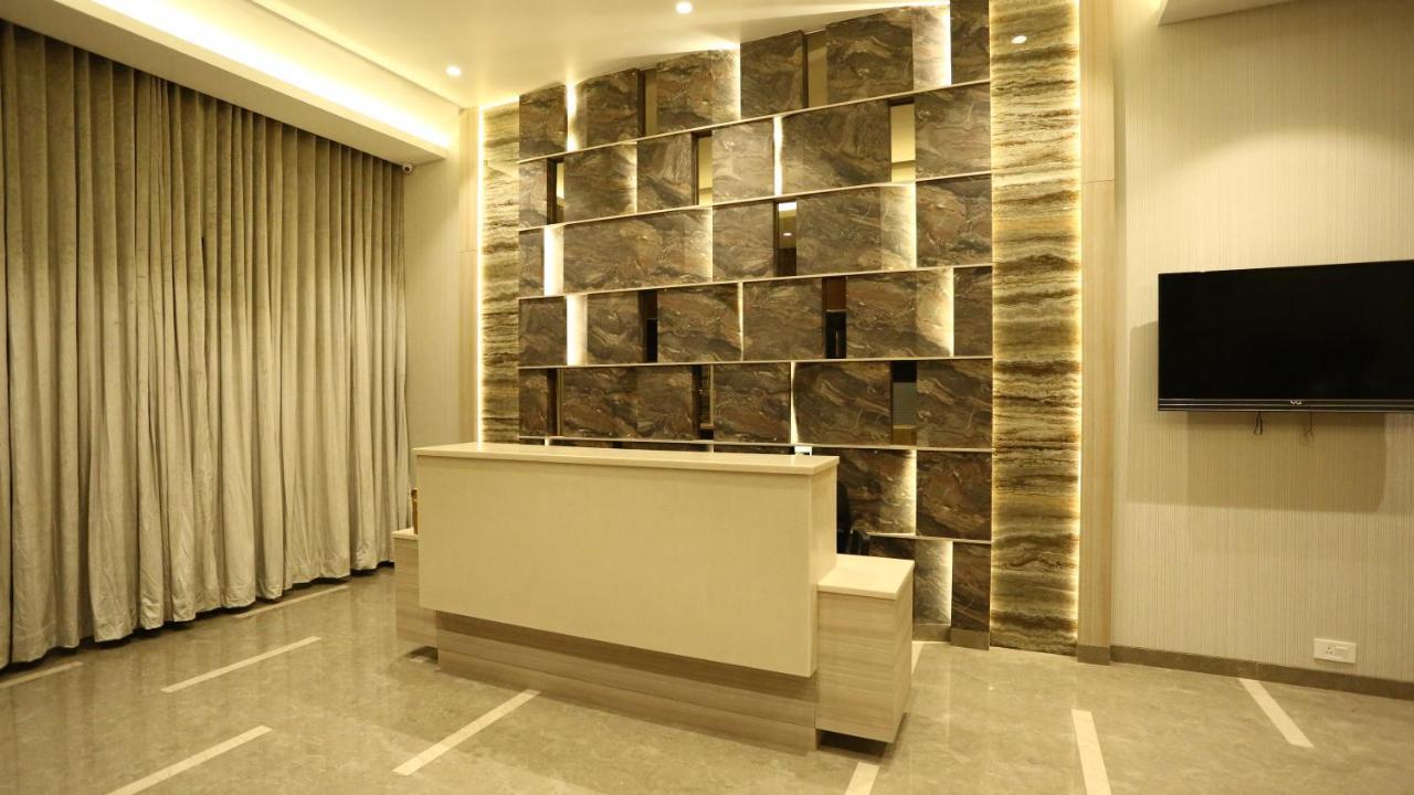 Hotel Grand Parivaar Igatpuri Kültér fotó