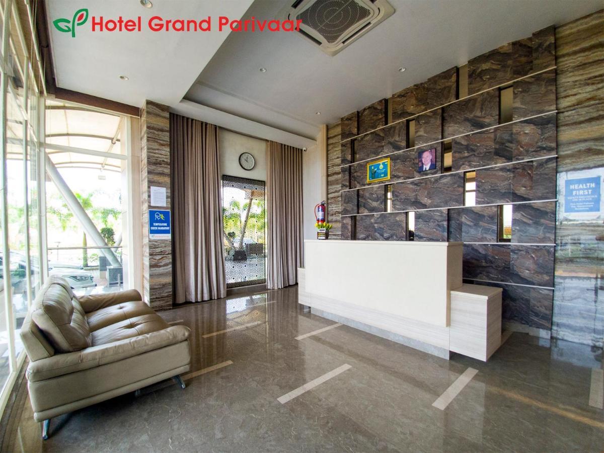 Hotel Grand Parivaar Igatpuri Kültér fotó
