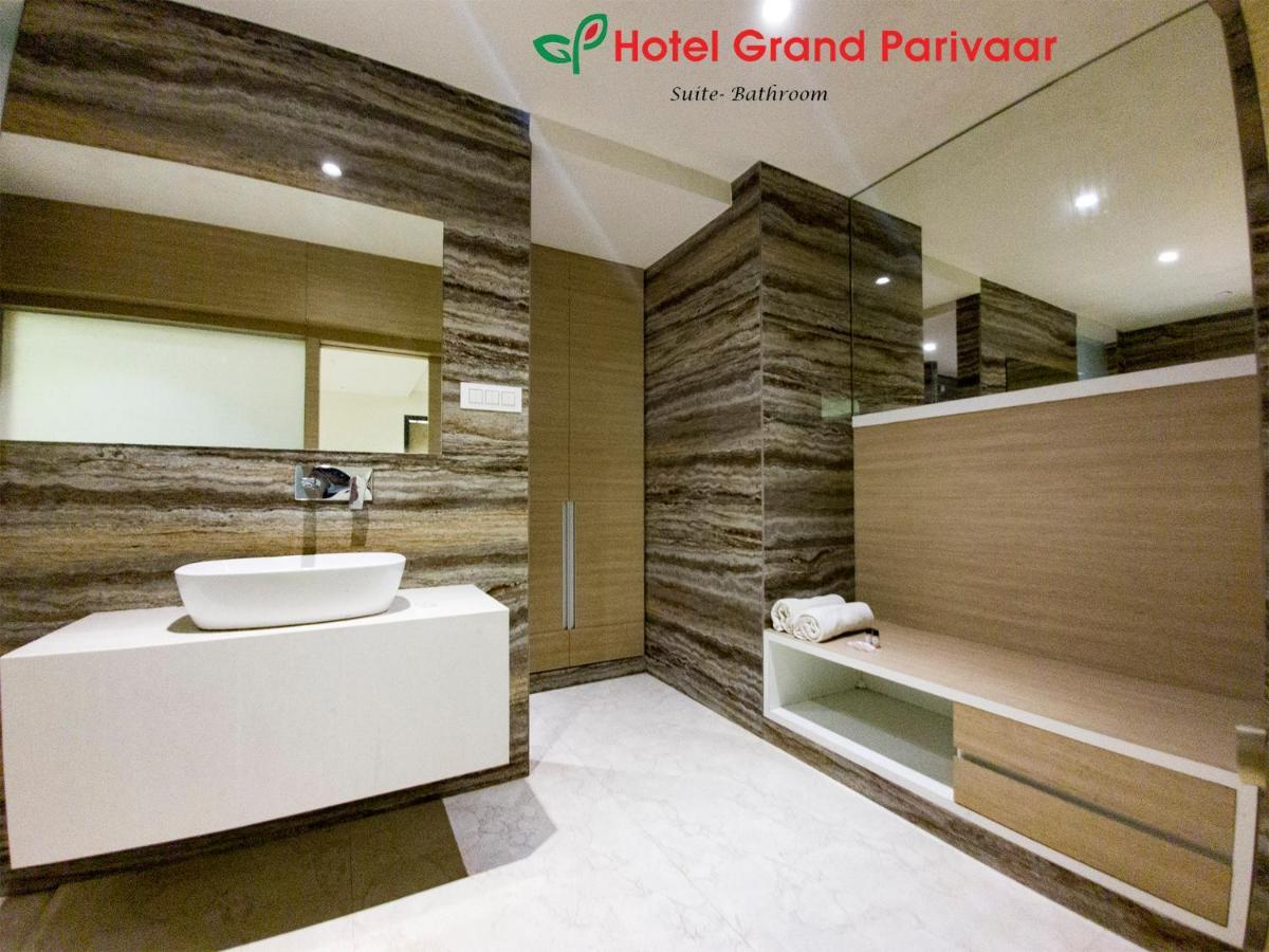 Hotel Grand Parivaar Igatpuri Kültér fotó